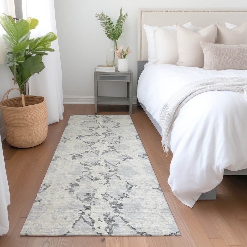 Machine Washable Indoor/ Outdoor Abstract Modern Chantille Rug
