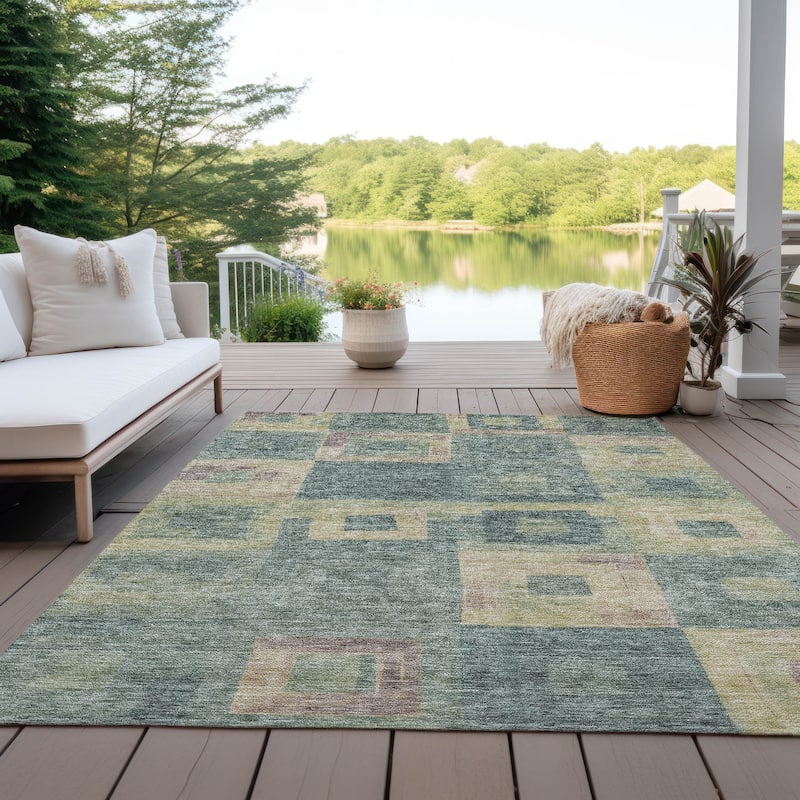 Machine Washable Indoor/ Outdoor Contemporary Blocks Chantille Rug