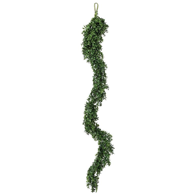 Plastic Real Touch Boxwood Garland 60"
