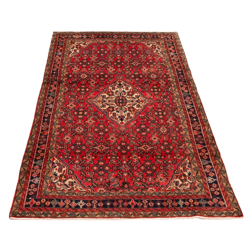 Andelz Red Rug 4'10" x 8'10" - 4'10 x 8'10