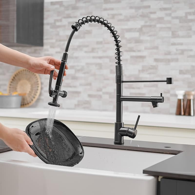 Modern Single Handle Swivel Kitchen Faucet with Sprayer Function