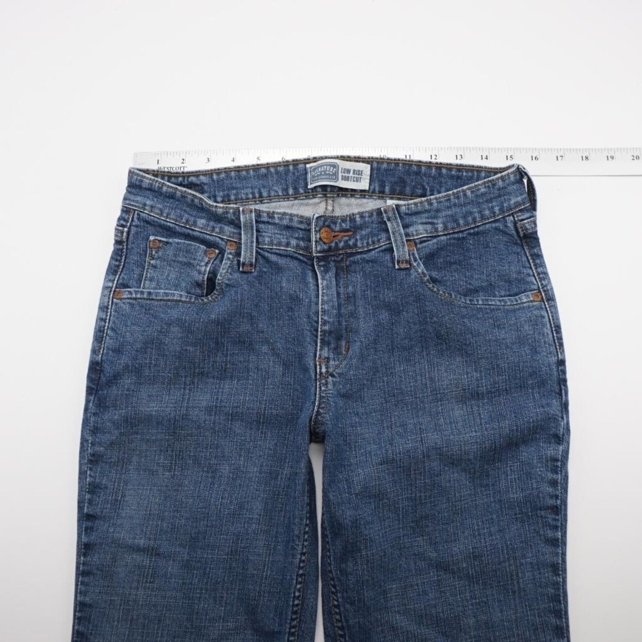 levi signature low rise bootcut jeans