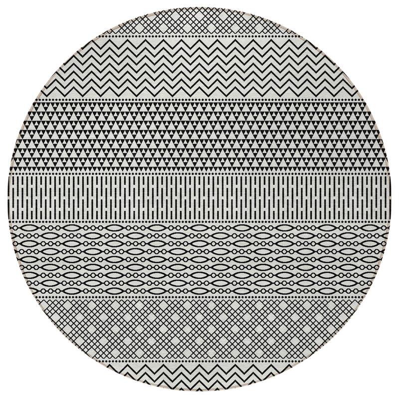 HomeRoots Chevron Modern Rectangle Outdoor Rug
