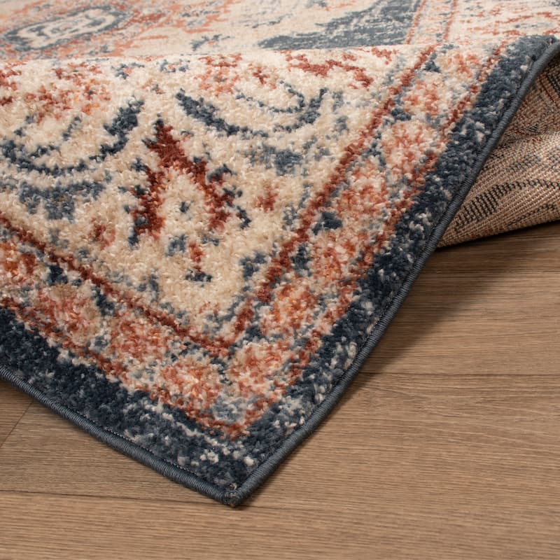 Superior Octavia Medallion Area Rug