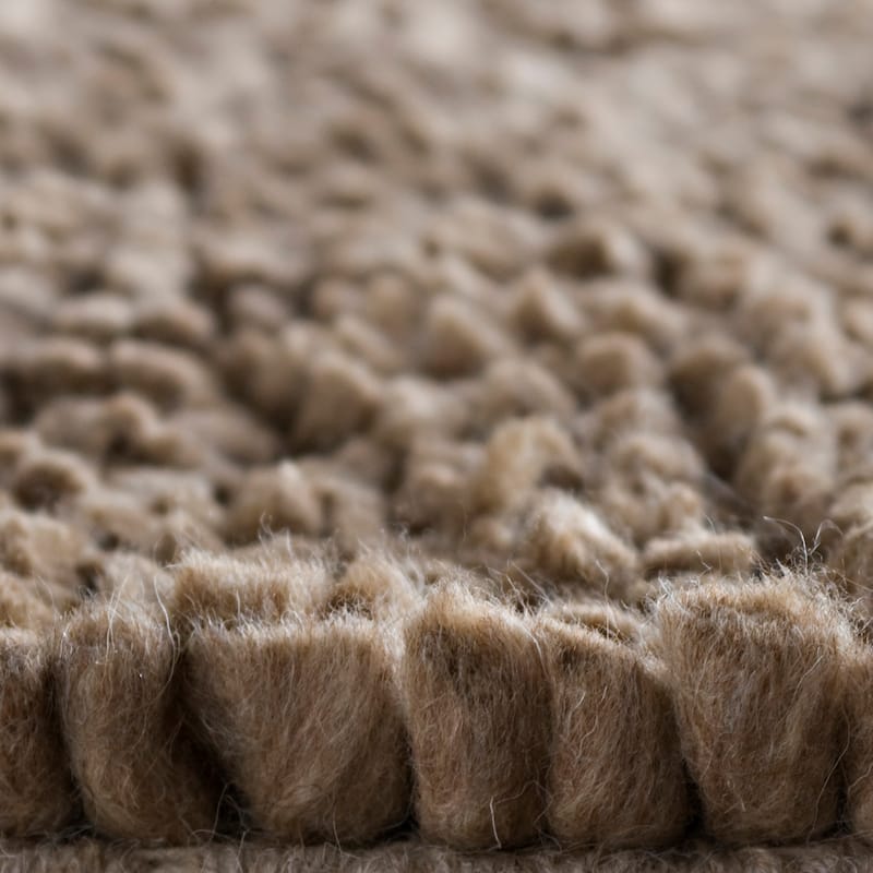 Handmade Jefferson Felted Wool Plush Area Rug
