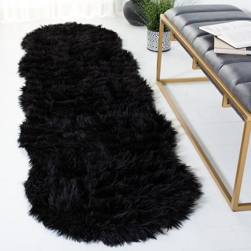SAFAVIEH, Faux Sheep Idith Shona 2.4-inch Thick Rug - 2'6" x 8' Runner - Black