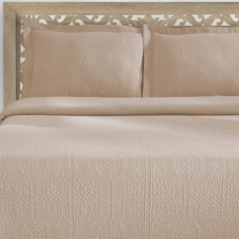 Superior Fleur De Lis Cotton Decorative Bedspread Set