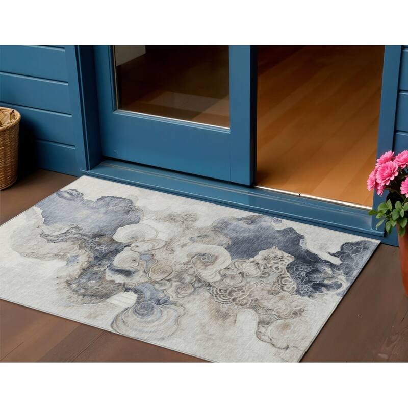 HomeRoots Abstract Transitional Rectangle Outdoor Rug - 3' x 5'