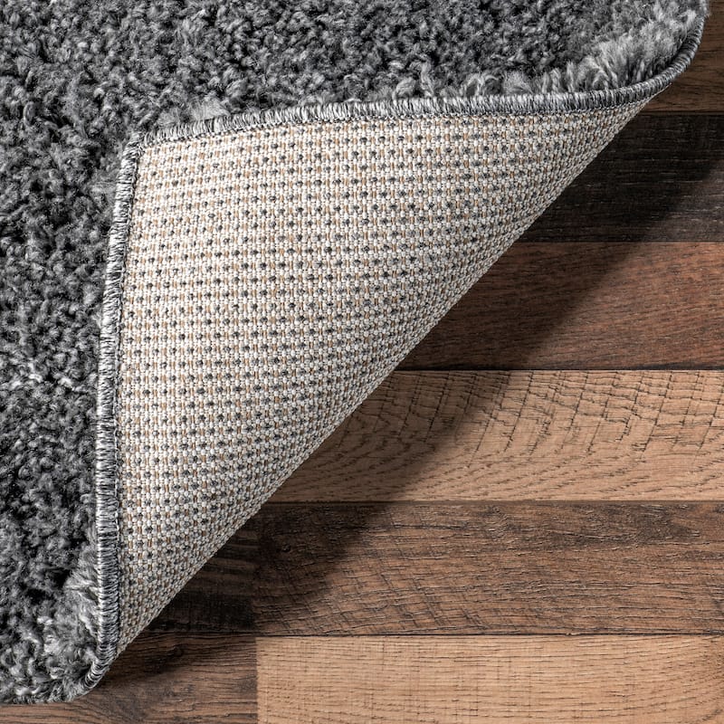Nuloom Scarlett Modern Plush Shag Area Rug