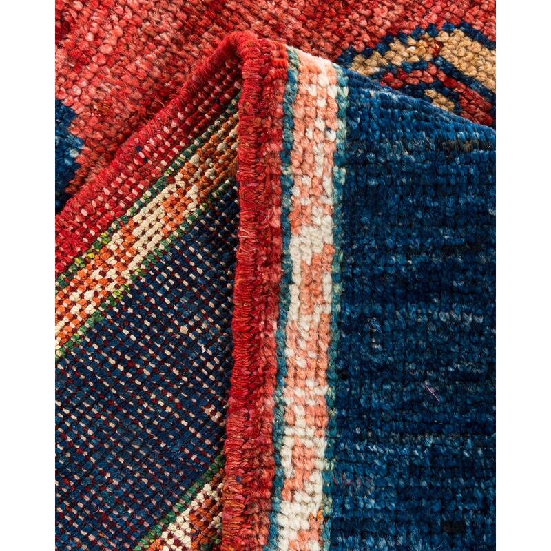 Hand Knotted Traditional Oriental Wool Area Rug - 7' 0" x 7' 1"