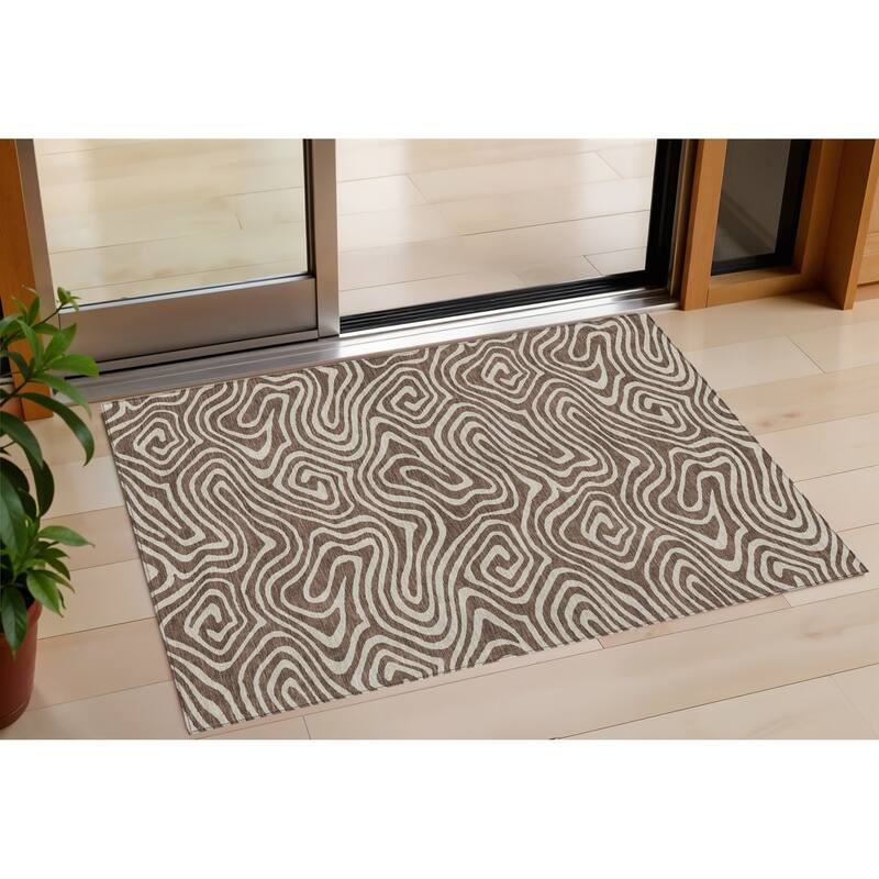 HomeRoots Abstract Transitional Rectangle Outdoor Rug - 3' x 5'