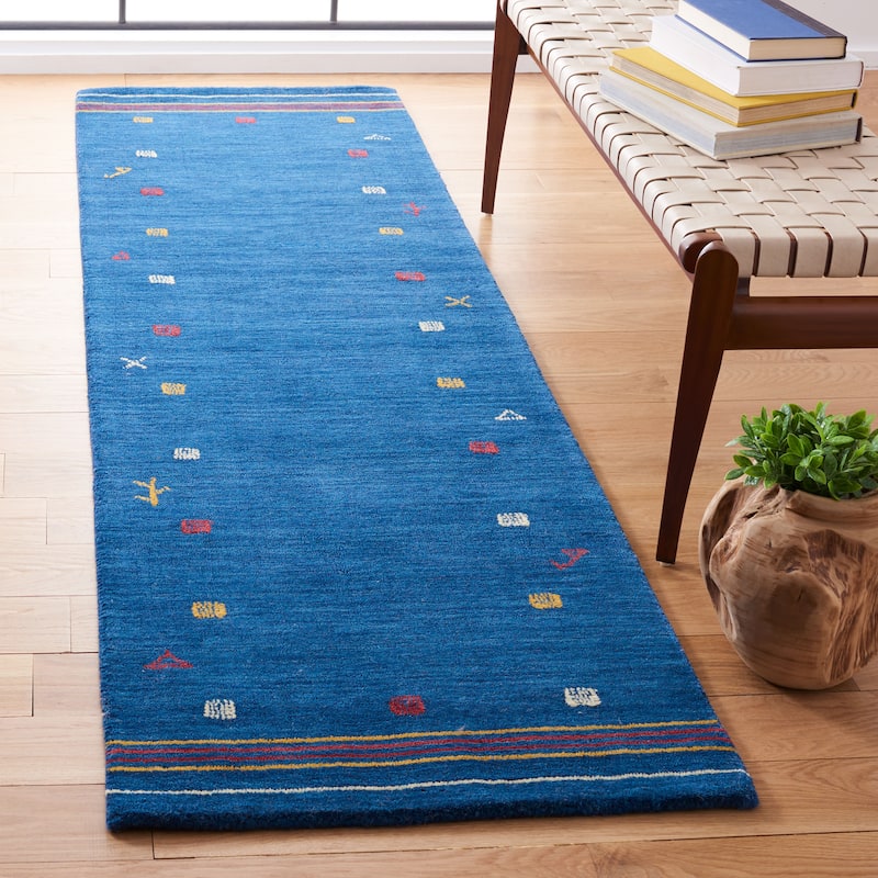 SAFAVIEH Handmade Himalaya Annelene Border Wool Rug - 2'3" x 6' Runner - Blue