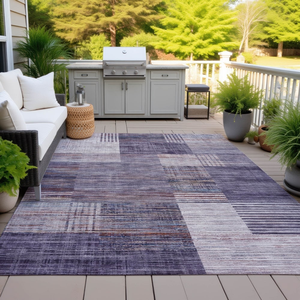 Machine Washable Indoor/Outdoor Contemporary Geo Chantille Rug