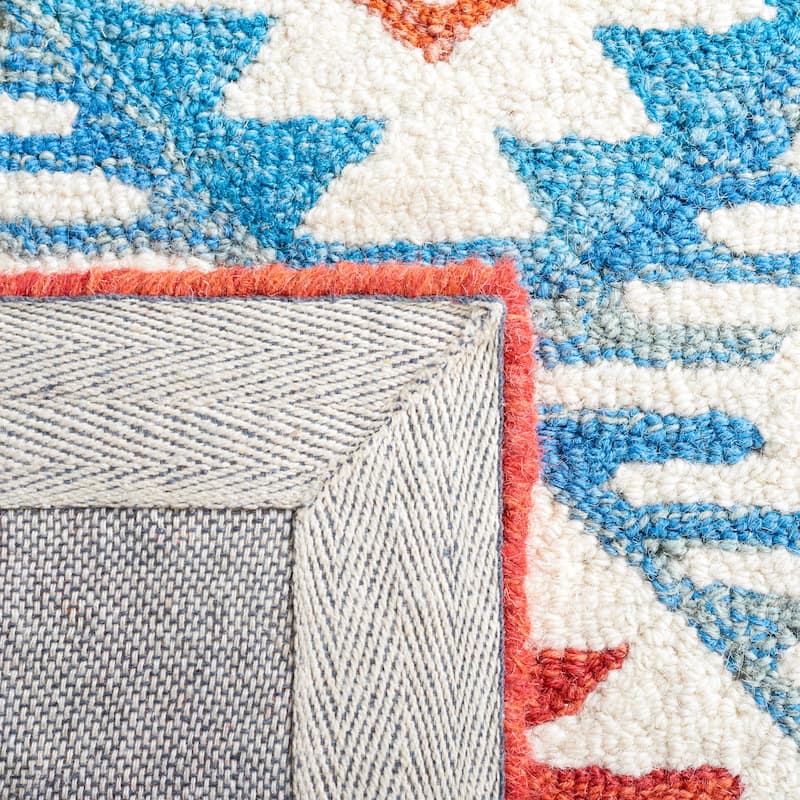 SAFAVIEH Handmade Aspen Bjarnveig Boho Wool Rug