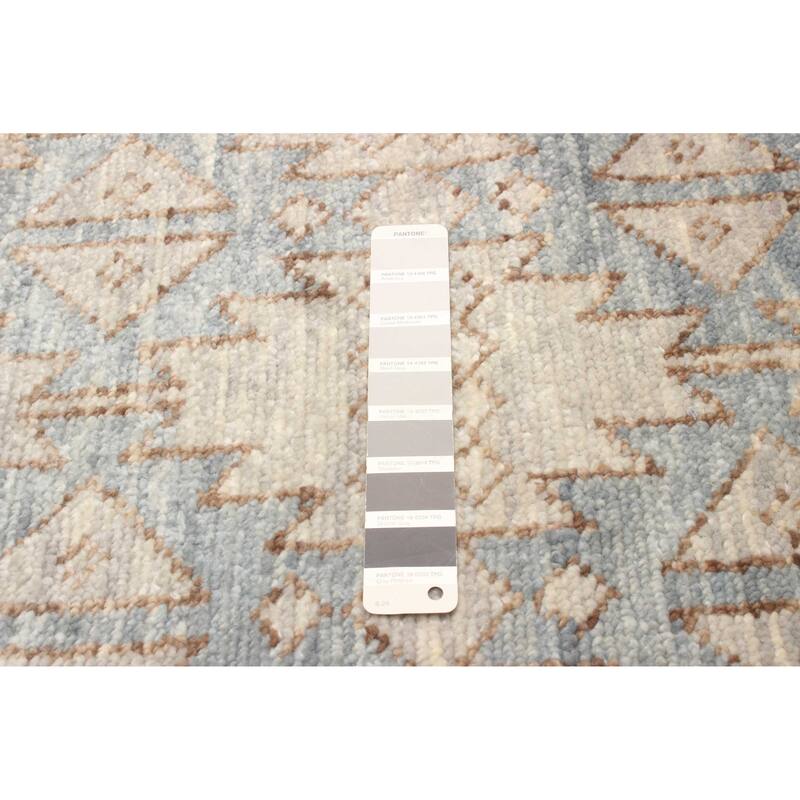 ECARPETGALLERY Hand-knotted Mystique Light Grey Wool Rug - 2' 7" x 11' 11"