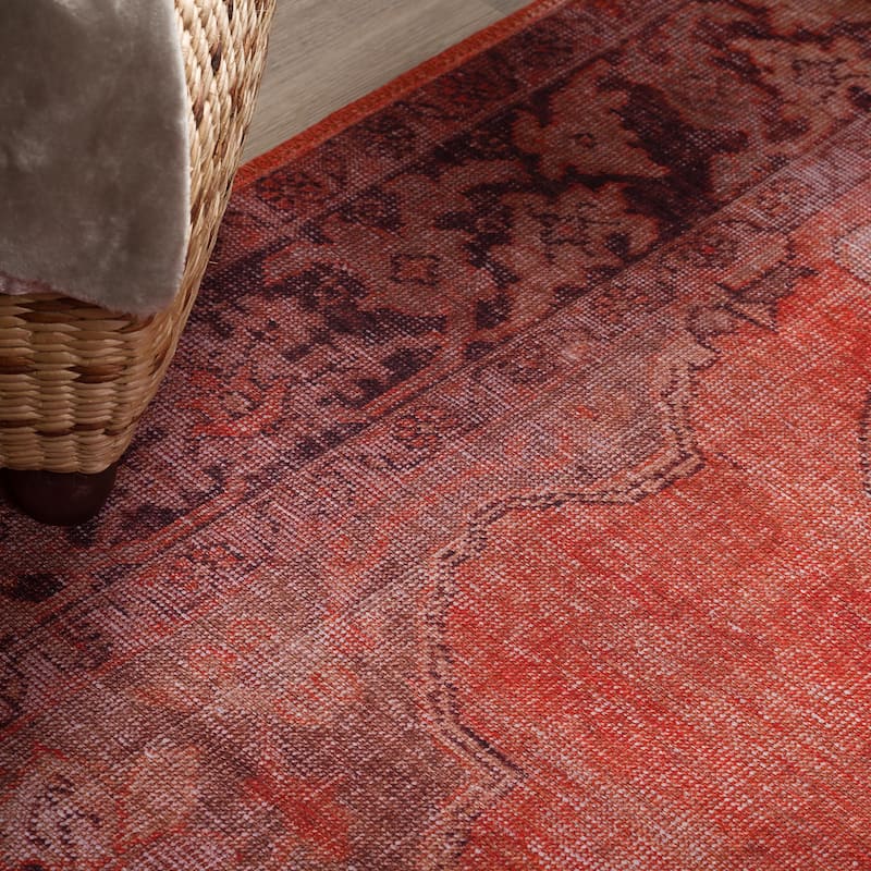 Addison Kensington Casual Medallion Non-skid Area Rug
