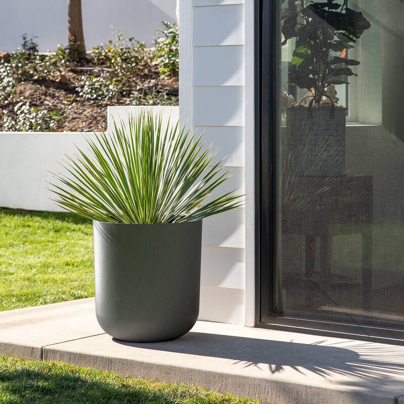 Pure Series Kona Modern Round Planter