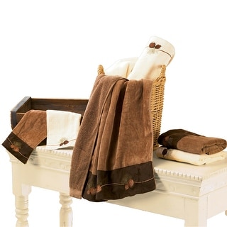 Paseo Road by HiEnd Accents Embroidered Pine Cone Towel Set, 3PC