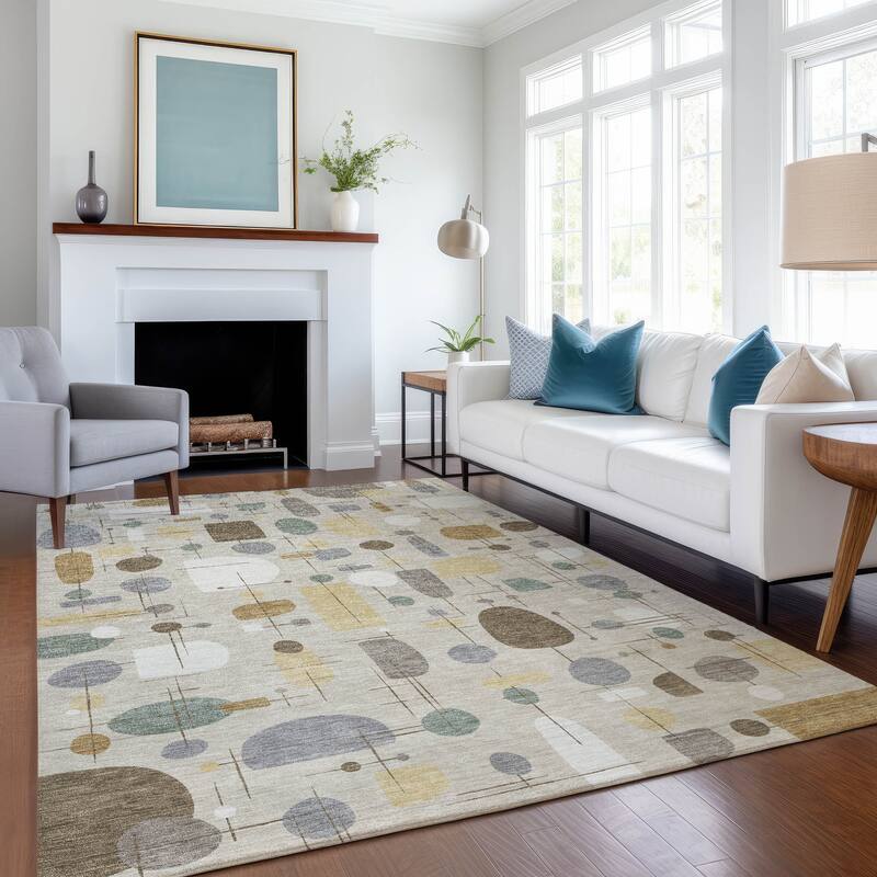 Machine Washable Indoor/ Outdoor Contemporary Fun Chantille Rug