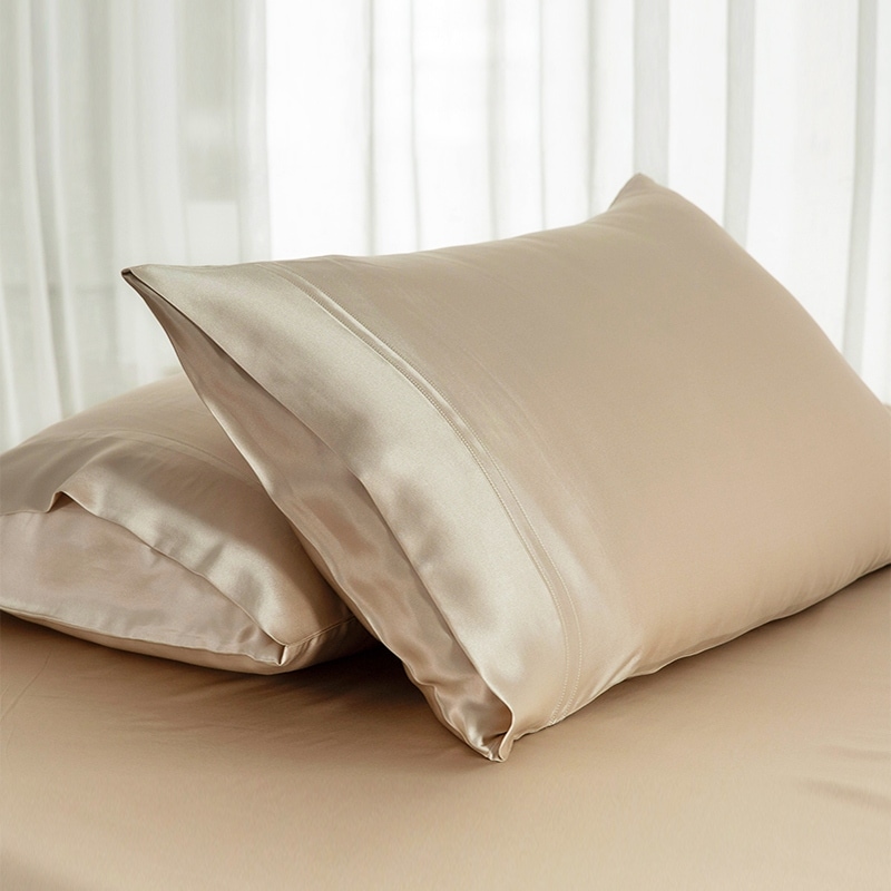 100% Mulberry Silk Pillowcase Long Fiber Silk 22 Momme Standard/Queen Champagne Gold Gift Idea for Mother's Day