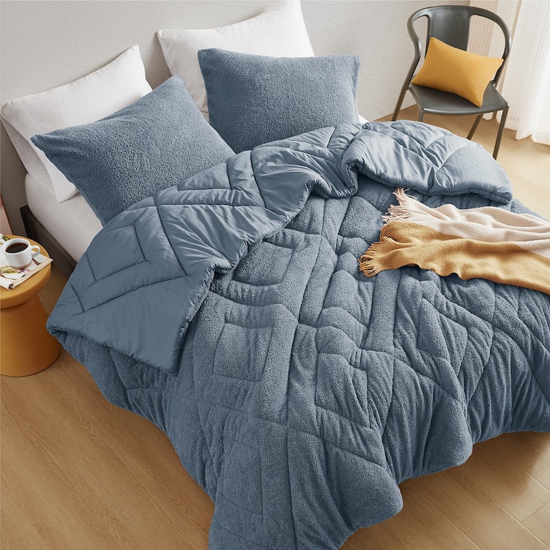 Chelsea Square Kyla Double Diamond Quilted Teddy Comforter Set