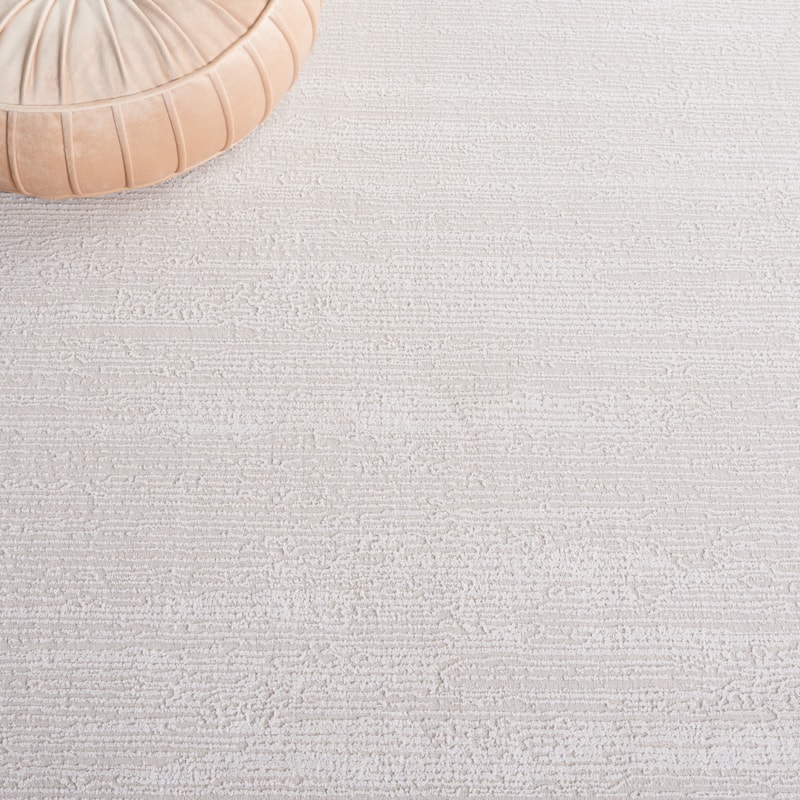 SAFAVIEH Diamond Kiki Modern Abstract Fringe Rug