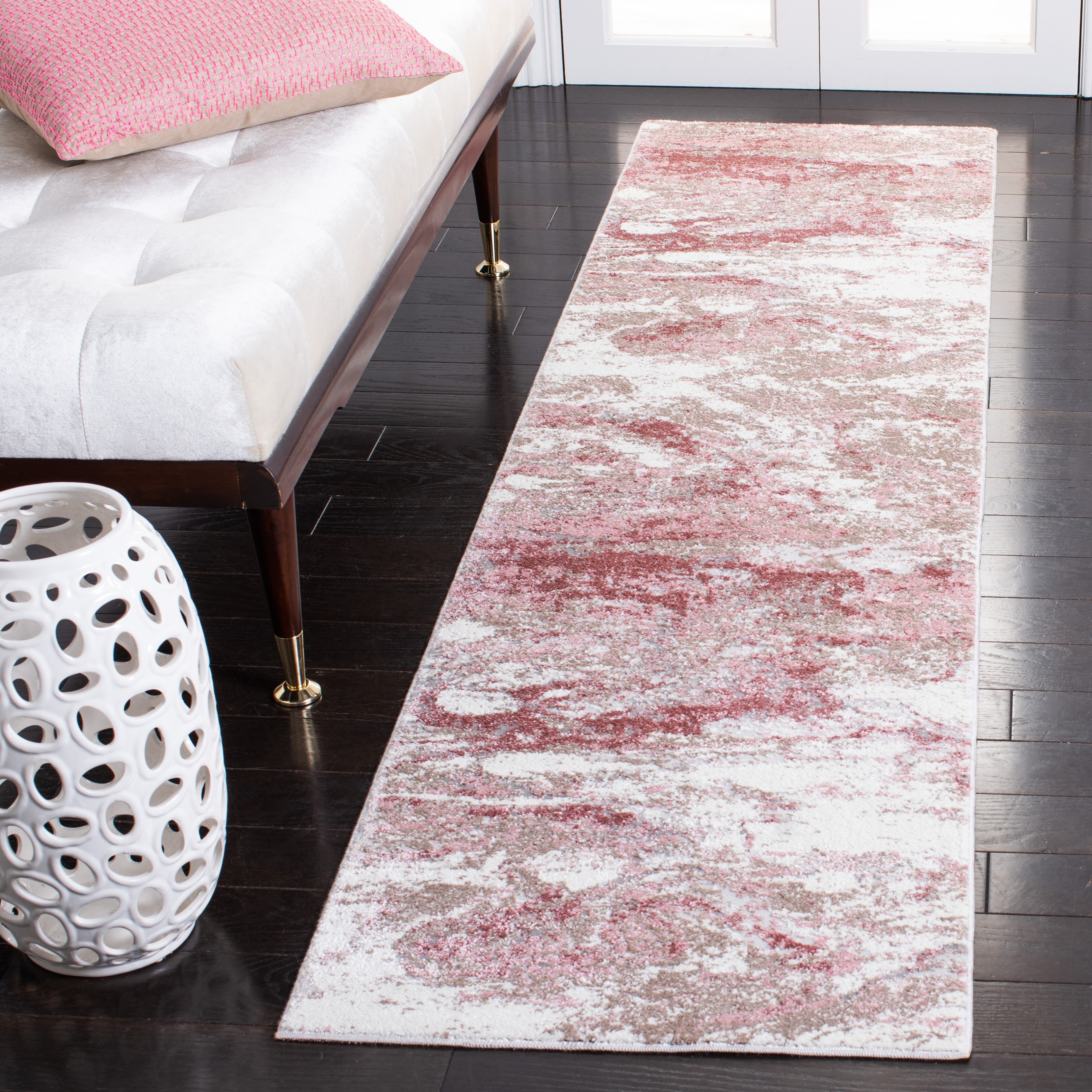 SAFAVIEH Lilypond Zorana Modern Abstract Rug