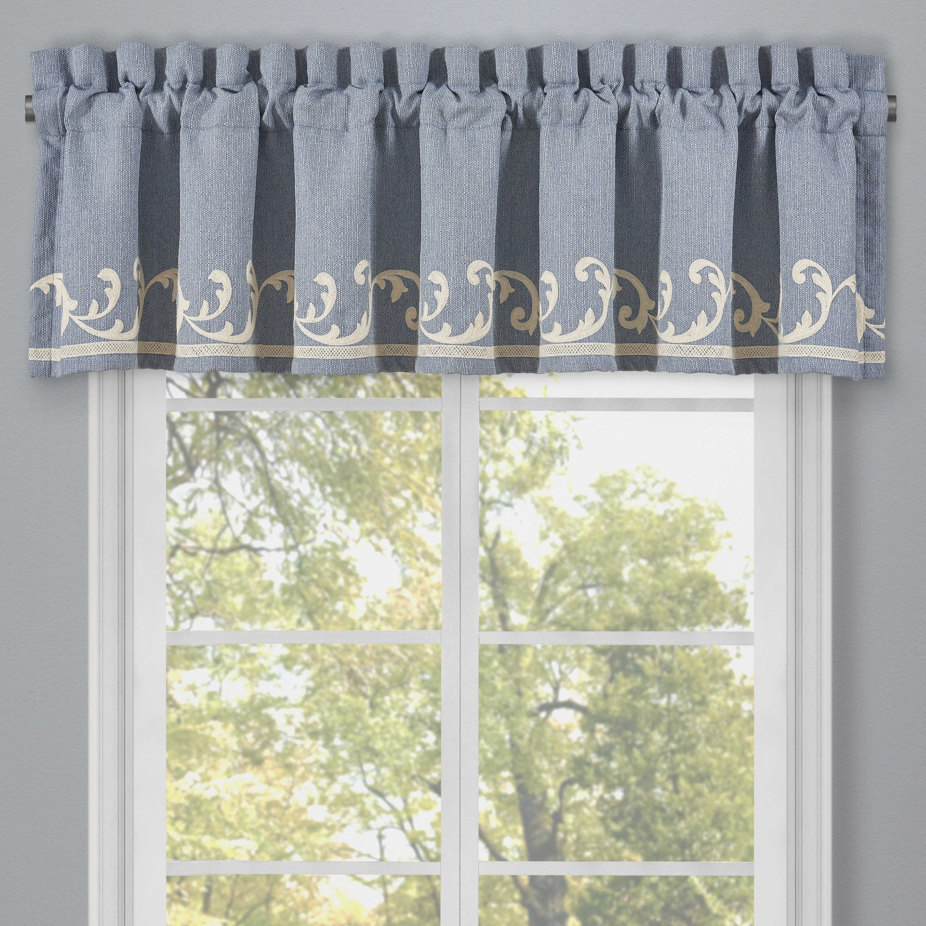 J. Queen New York Aurora Window Straight Valance