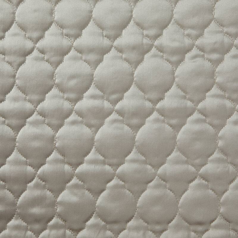 HiEnd Accents High Shine Satin Quatrefoil Quilt Set, 3PC