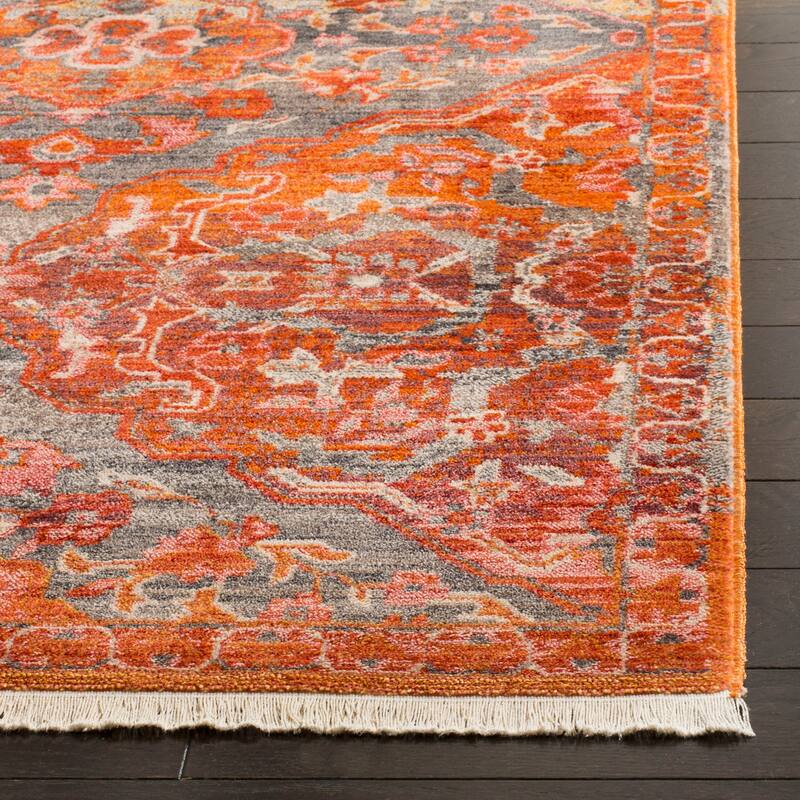 SAFAVIEH Vintage Boho Persian Brygida Oriental Polyester Rug with