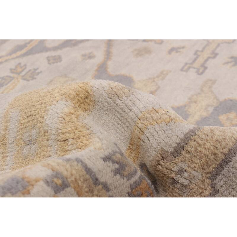 ECARPETGALLERY Hand-knotted Royal Oushak Light Grey Wool Rug - 7'10 x 7'10