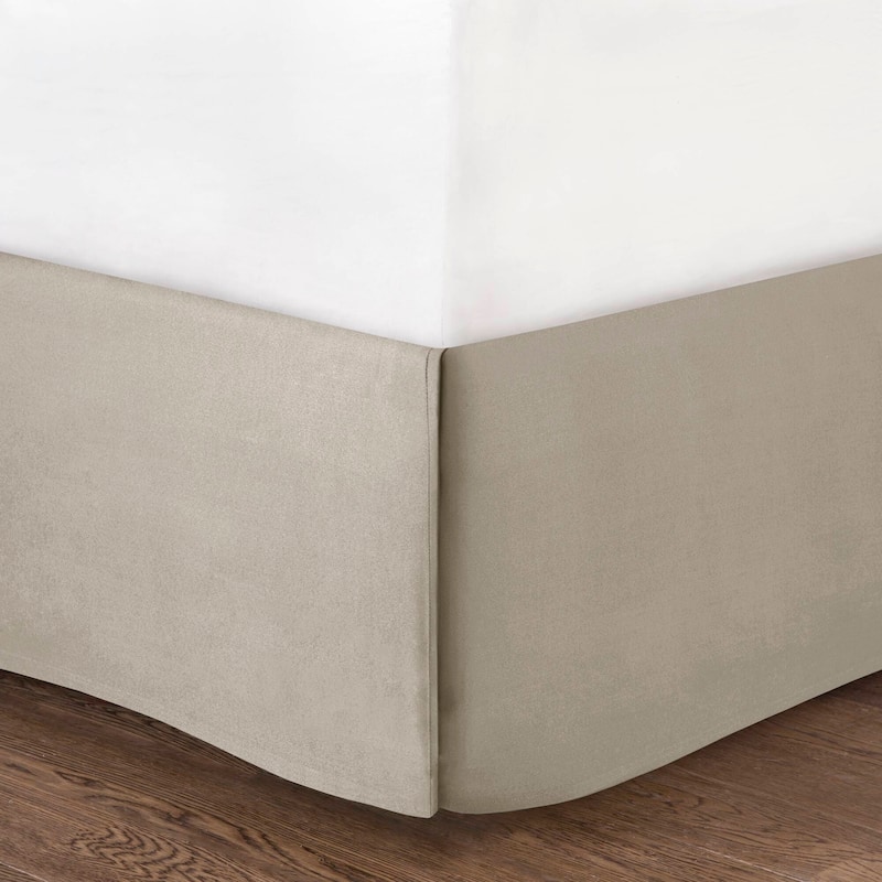 Madison Park Venice 6 Piece Scalloped Edge Daybed Cover Set