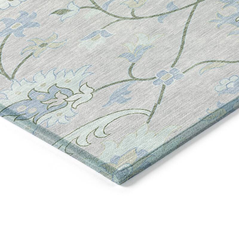 Machine Washable Indoor/ Outdoor Traditional Serena Chantille Rug