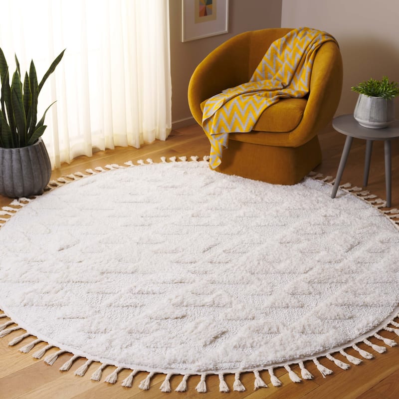 SAFAVIEH Moroccan Tassel Shag Kobi 2-inch Thick Rug - 3' Round - Ivory - Round