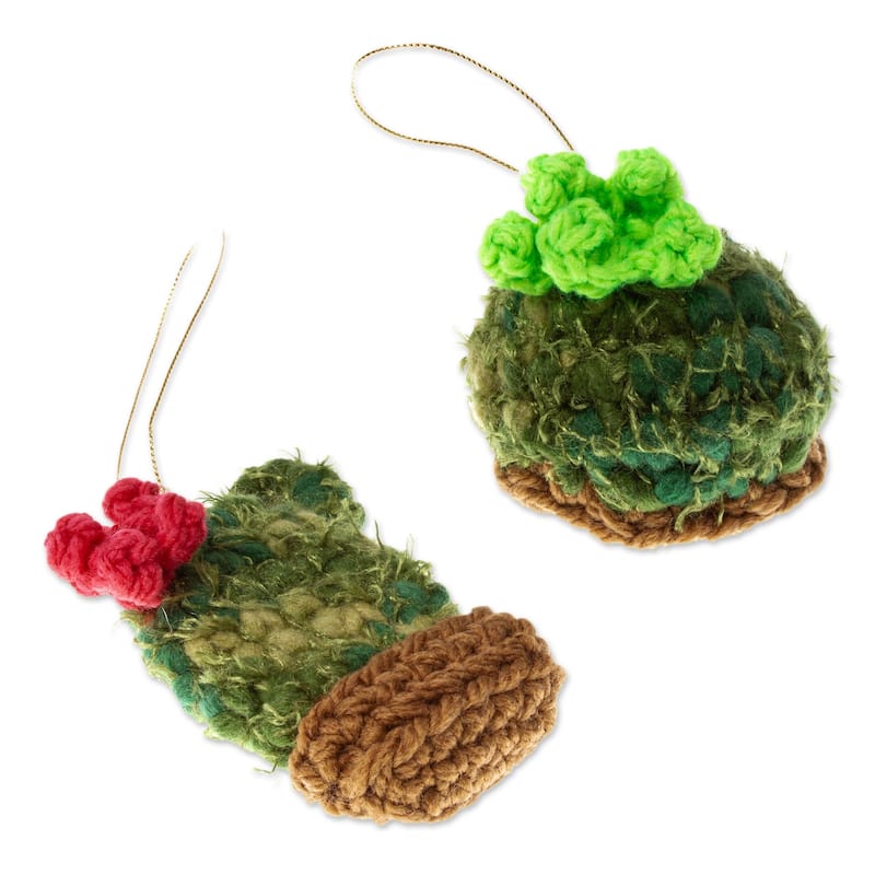 Novica Handmade Desert Cheer Crocheted Ornaments (Pair)