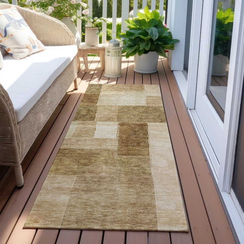 Machine Washable Indoor/ Outdoor Contemporary Geo Chantille Rug