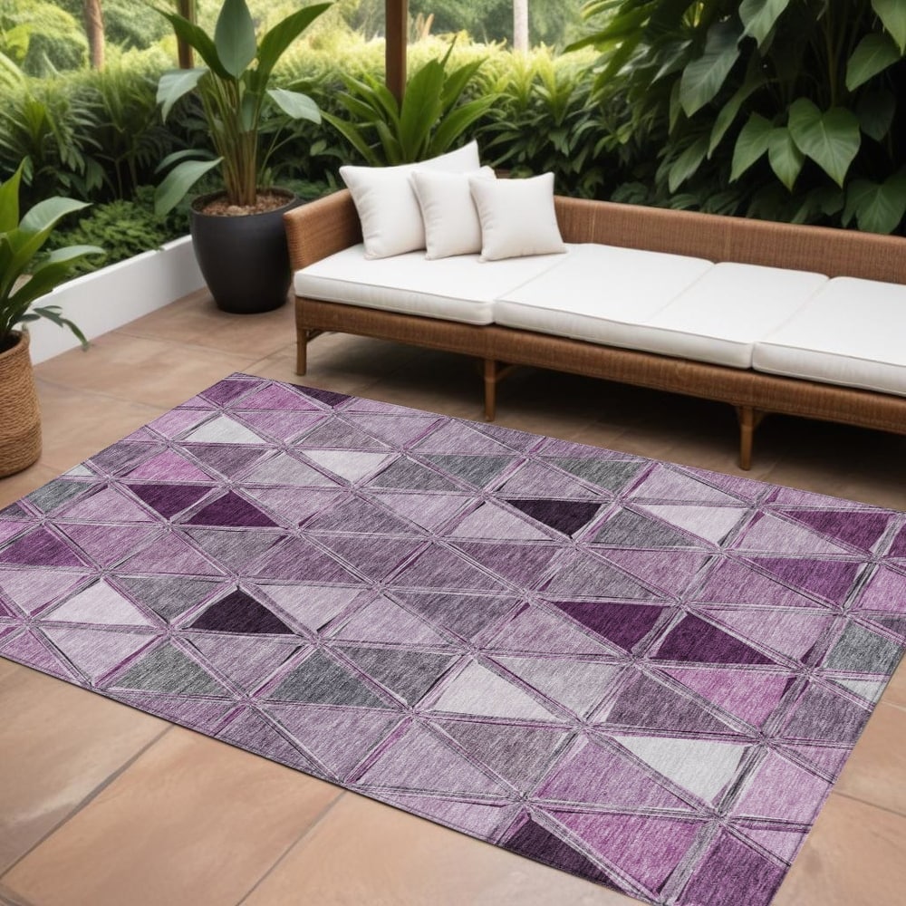 HomeRoots Geometric Transitional Rectangle Outdoor Rug