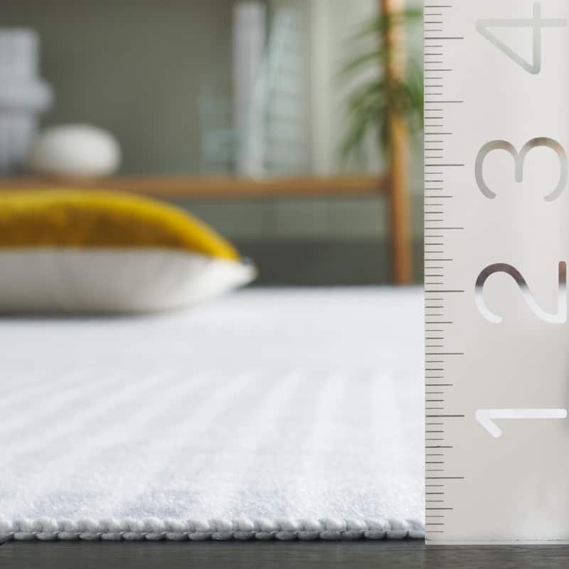 SAFAVIEH Malibu Caryl Modern & Contemporary Rug