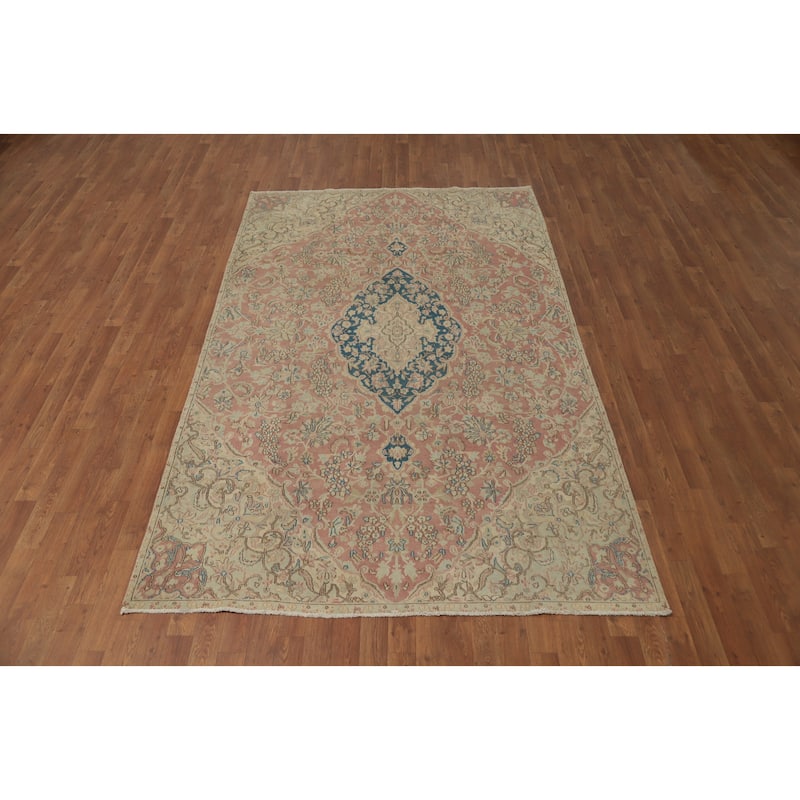 Hand Knotted Oriental 100% Wool Carpet Traditional Floral Pink Kerman Area Rug - 9' 0'' X 5' 6''