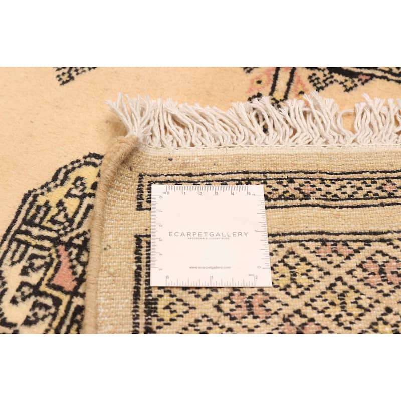 ECARPETGALLERY Hand-knotted Peshawar Bokhara Ivory Wool Rug - 2'8 x 10'6