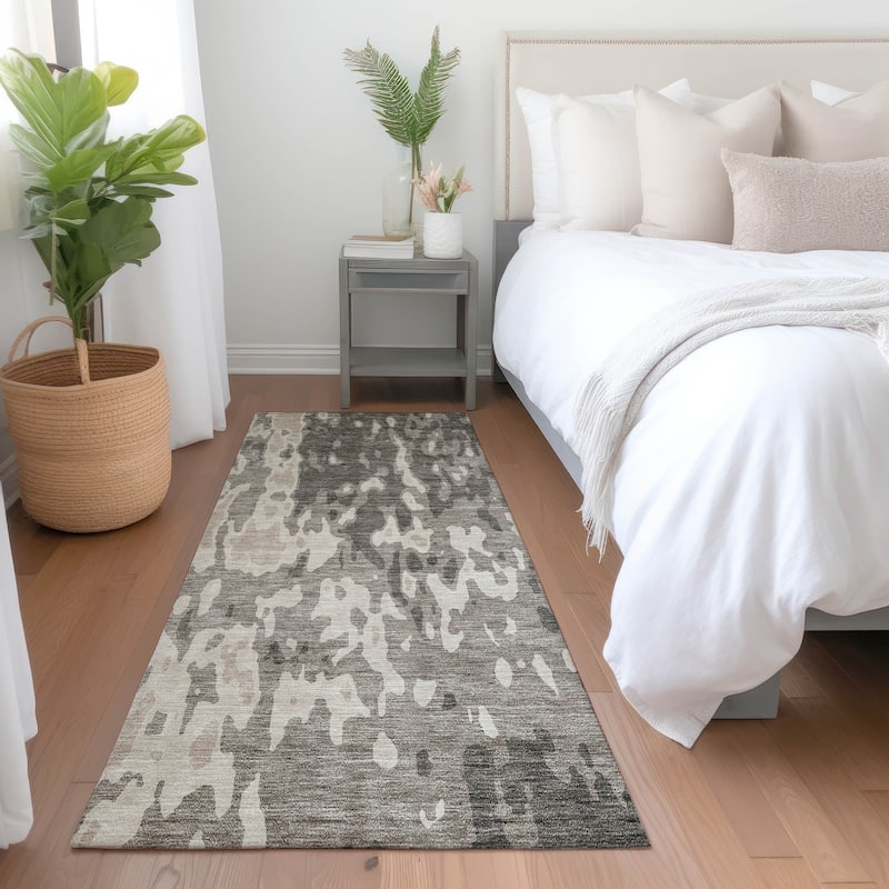 Machine Washable Indoor/ Outdoor Abstract Contemporary Chantille Rug