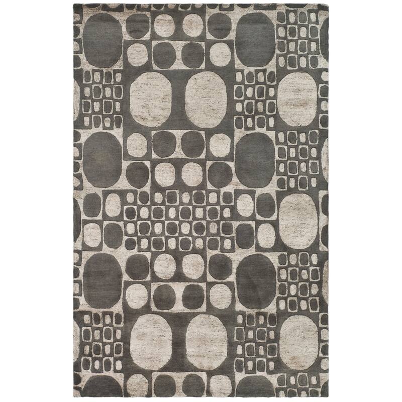 SAFAVIEH Handmade Soho Waldtraud Deco Stones N.Z. Wool Rug - 3'6" x 5'6" - Grey - Rectangle