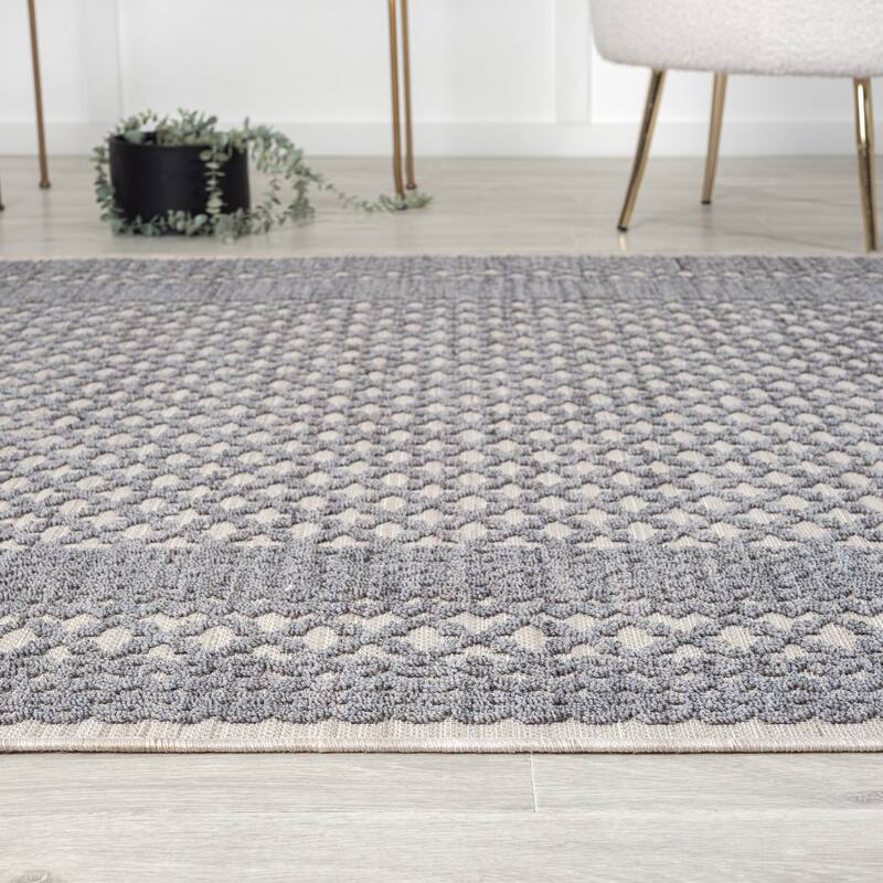 Wron Contemporary Geometric Performance Indoor/Outdoor Area Rug by Sevita