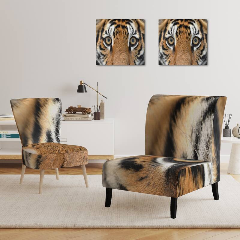 Designart "Bengal Tiger Eyes" Upholstered Modern Accent Chair - Arm Chair