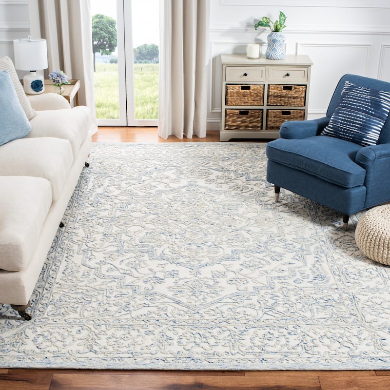 SAFAVIEH Handmade Trace Cher Oriental Wool Rug - 8' x 10' - Ivory/Blue