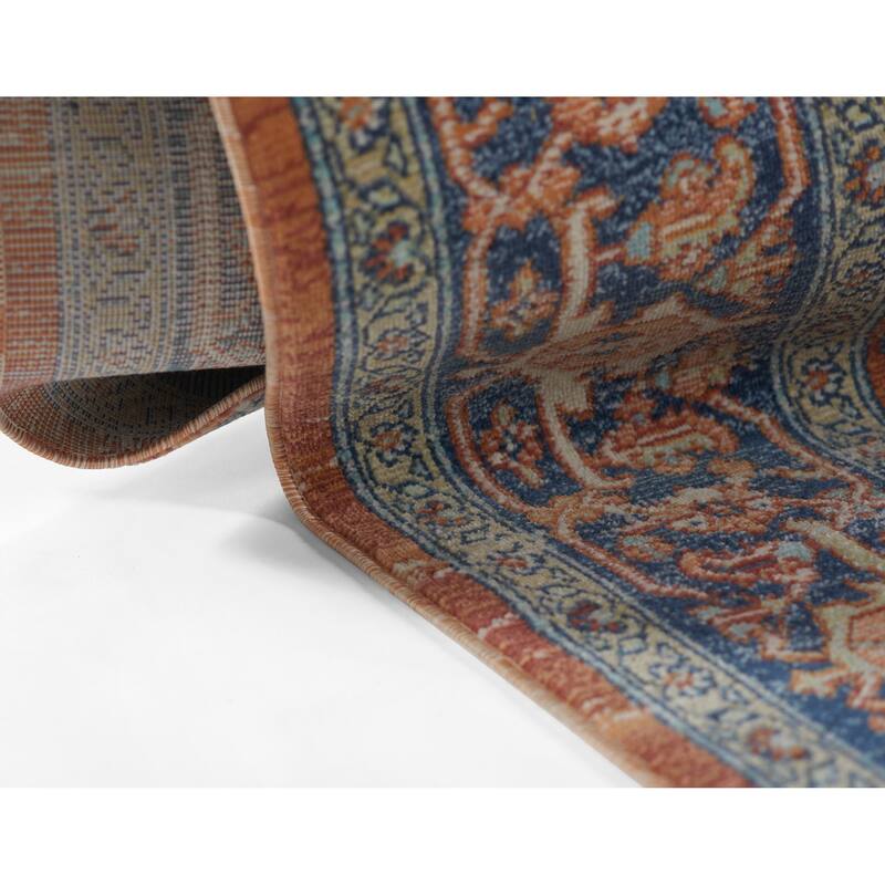 Momeni Lillihan Traditional Area Rug