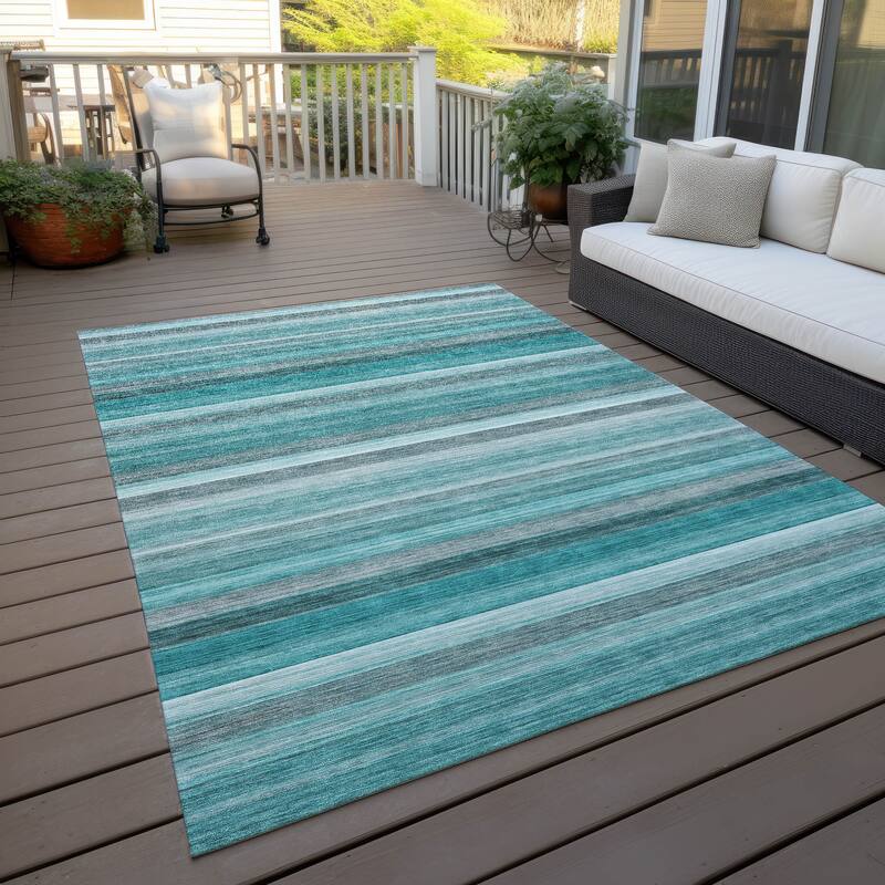 Machine Washable Indoor/ Outdoor Ombre Stripes Chantille Rug