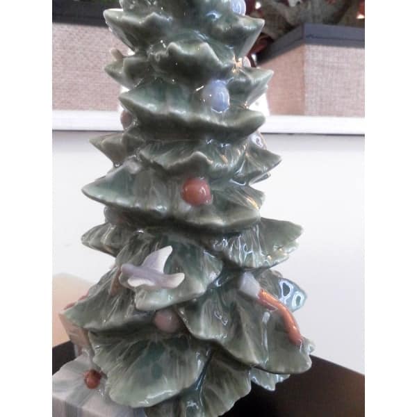 Lladro O Christmas Tree Porcelain Sculpture Made in Spain Model