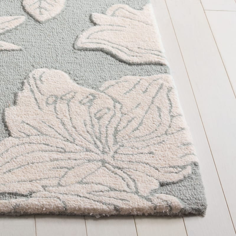 SAFAVIEH Handmade Glamour Arsenia Floral Wool Rug