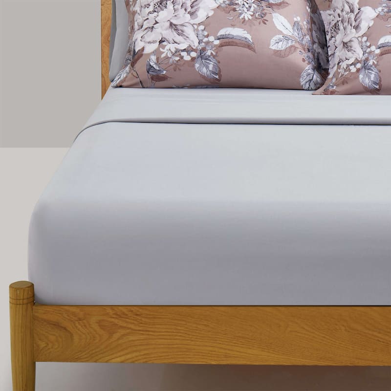 All Season Floral Printed Reversible 7-Piece Bed in a Bag With Sheet Set